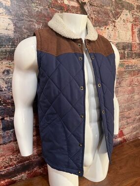 Weatherproof Navy Quilted Vest with Brown Yoke and Cream Sherpa Collar